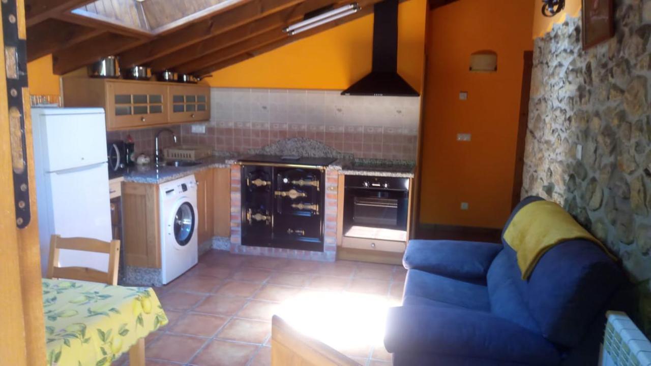 Casa La Pumarada Lejlighed Llano-Con Eksteriør billede